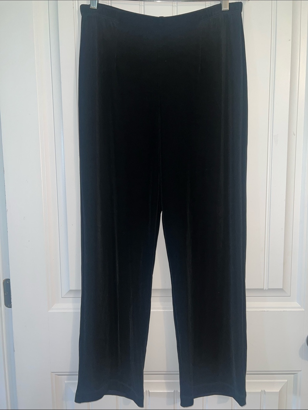 Chico’s Travlers  Slinky Knit Pants Size Large